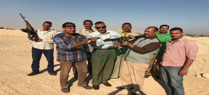 رواج تجارة الأسلحة الثقيلة ينذر بكارثة في قنا