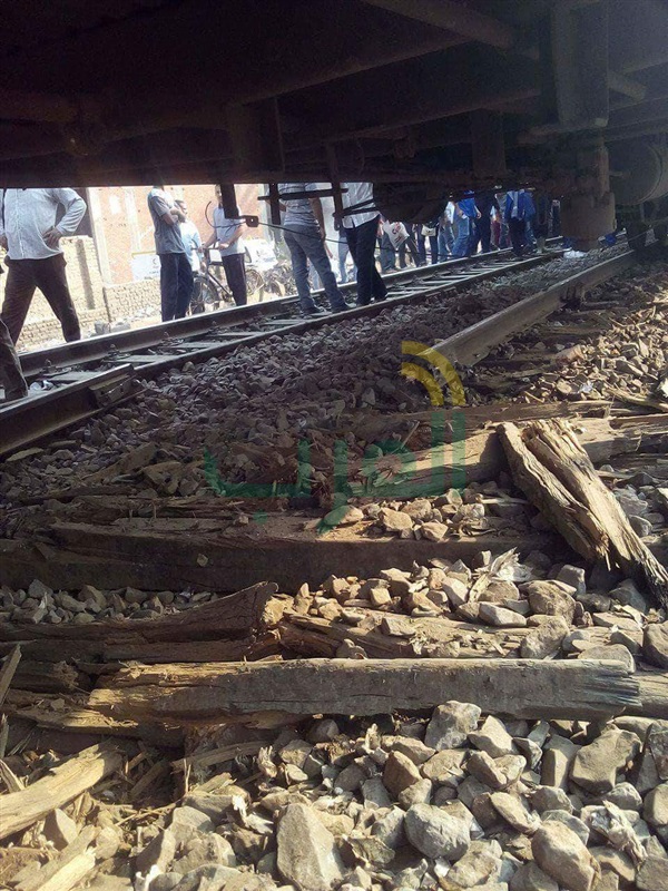 ننشر صور خروج قطار عن قضبان السكة الجديد بقليوب