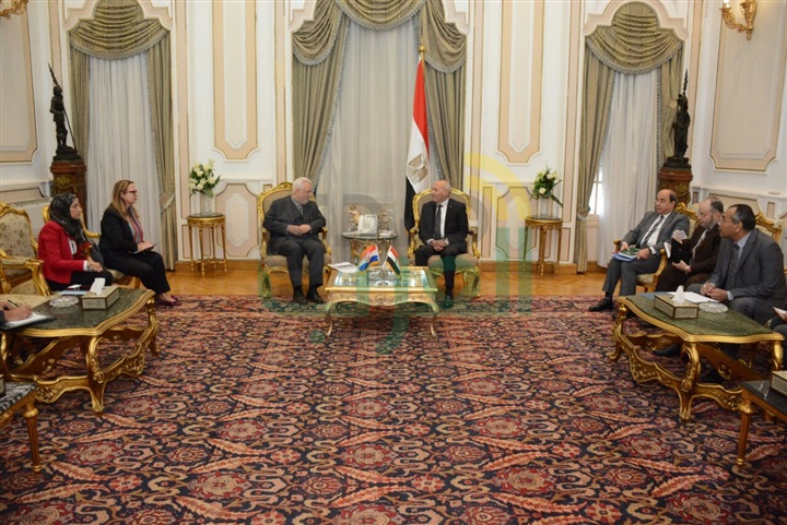 العصار وسفير كرواتيا يبحثان مجالات التعاون فى التصنيع الحربي 