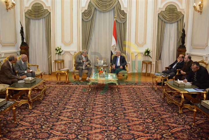 تعاون "مصرى - بلغاري" فى التصنيع الحربي والمدنى