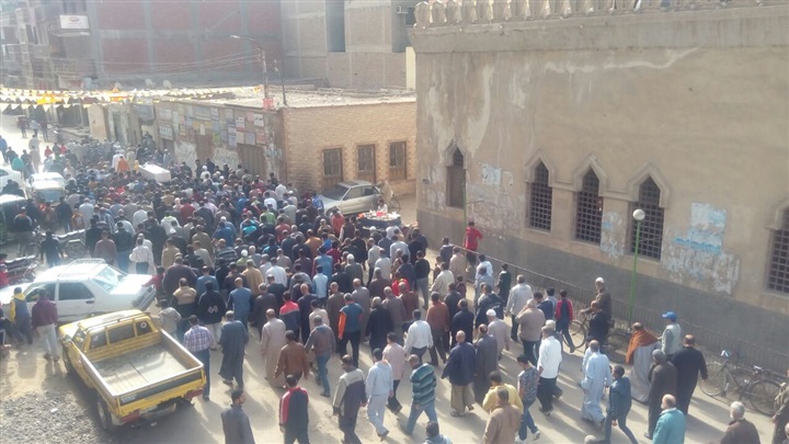 بالصور.. تشييع جنازة شهيد العريش بكفر شكر
