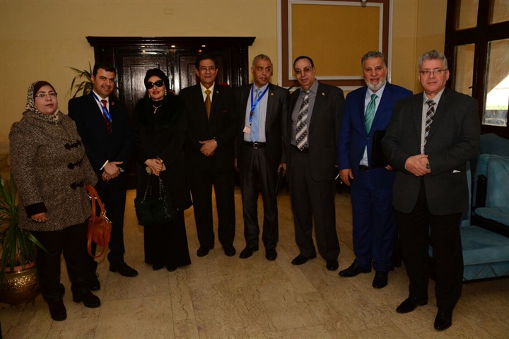 نوال الصباح ضيف شرف المؤتمر الثانى والعشرون الذى تنظمة وحدة بحوث الأزمات
