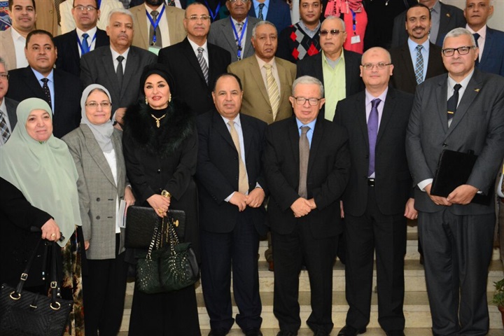 نوال الصباح ضيف شرف المؤتمر الثانى والعشرون الذى تنظمة وحدة بحوث الأزمات