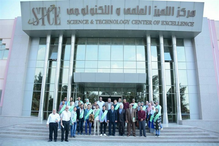 "الإنتاج الحربي" يستقبل الفوج العاشر من شباب الجامعات في إطار مبادرة "كل يوم جديد"