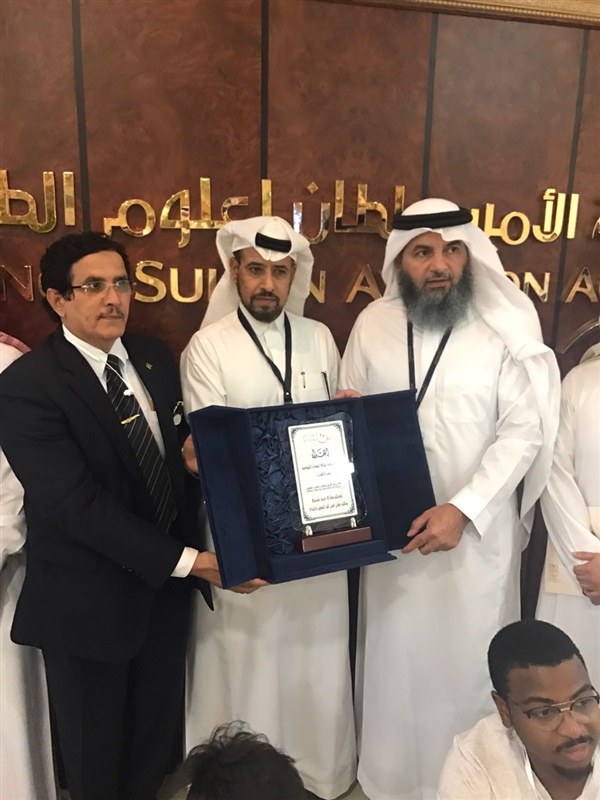 "سلطان لعلوم الطيران" بجده بالتعاون مع"صناع السعادة" تستقبل أبناء الجمعية الفيصلية والمؤسسة النموذجية 
