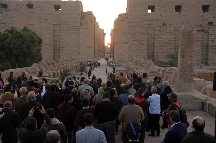 بالصور.. الظاهرة الفلكية المثيرة تعامد الشمس على معبد الكرك