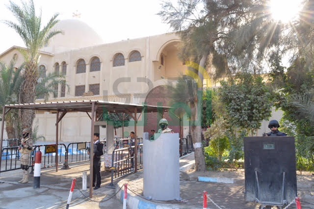 دوريات من القوات المسلحة والشرطة المدنية لتأمين احتفالات أعياد الميلاد 