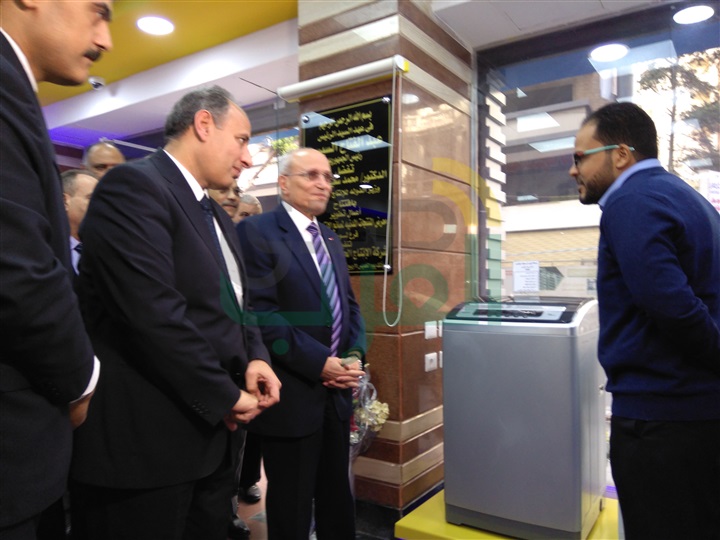 ‎العصار وسلطان يفتتحان أولى معارض المنتجات المدنية للانتاج الحربى بالإسكندرية