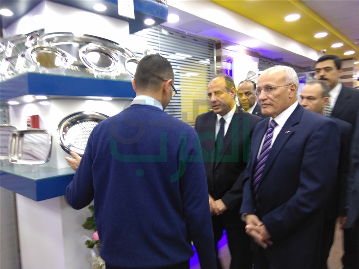 ‎العصار وسلطان يفتتحان أولى معارض المنتجات المدنية للانتاج الحربى بالإسكندرية