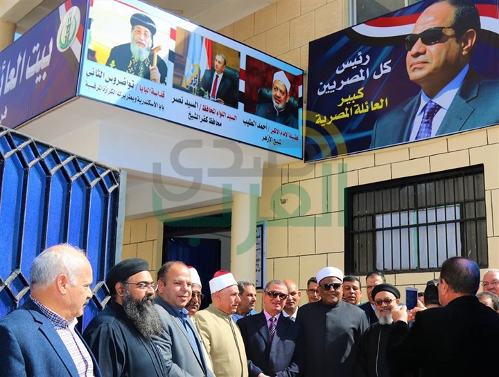 بالصور.."نصر" و" شومان" يتفقدان بيت العائلة المصرية بكفر الشيخ