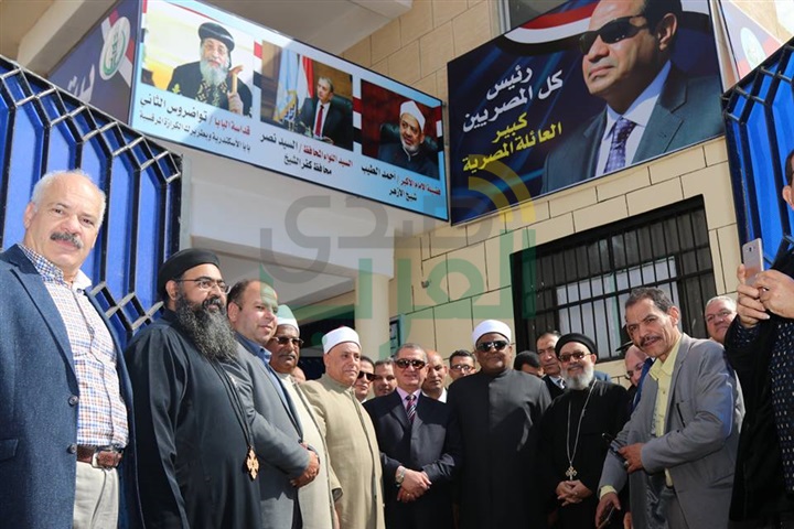 بالصور.."نصر" و" شومان" يتفقدان بيت العائلة المصرية بكفر الشيخ