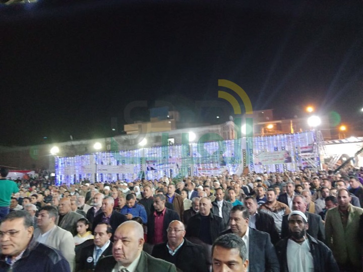 بالصور.. آلاف المواطنين يشاركون فى مؤتمرات جماهيرية لدعم «السيسى» فى الانتخابات الرئاسية