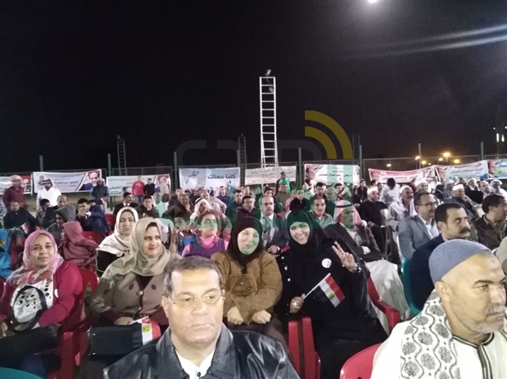 بالصور.. آلاف المواطنين يشاركون فى مؤتمرات جماهيرية لدعم «السيسى» فى الانتخابات الرئاسية