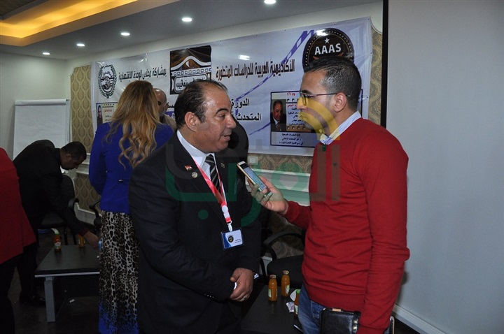 الأكاديمية العربية تكرم أماني الموجي وعلي مبارك