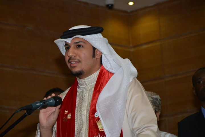 السندى يهدى فوزه الى جلالة الملك حمد بن عيسى آل خليفة ملك مملكة البحرين السندى يهدى فوزه الى جلالة الملك حمد بن عيسى آل خليفة ملك مملكة البحرين