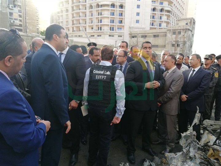 وزير الداخلية يتفقد حادث الإسكندرية: الإرهاب لن ينال من عزيمة رجال الشرطة