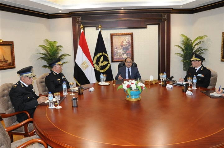 بالفيديو.. وزير الداخلية يُشدد على  ضرورة الاعتماد على منظومة مرورية متطورة 