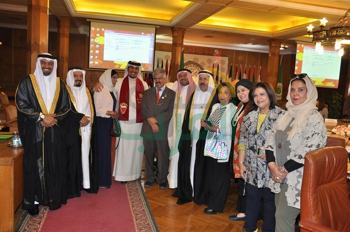الجامعه العربيه تحتضن جائزة مجلس الشباب العربي