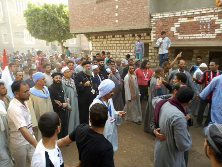 بالصور.. إقبال كبير على التصويت بمراكز محافظة المنيا