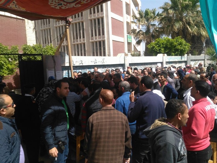 بالصور.. إقبال ملحوظ للناخبين بمدارس الإسكندرية مع أول يوم بالإنتخابات الرئاسية