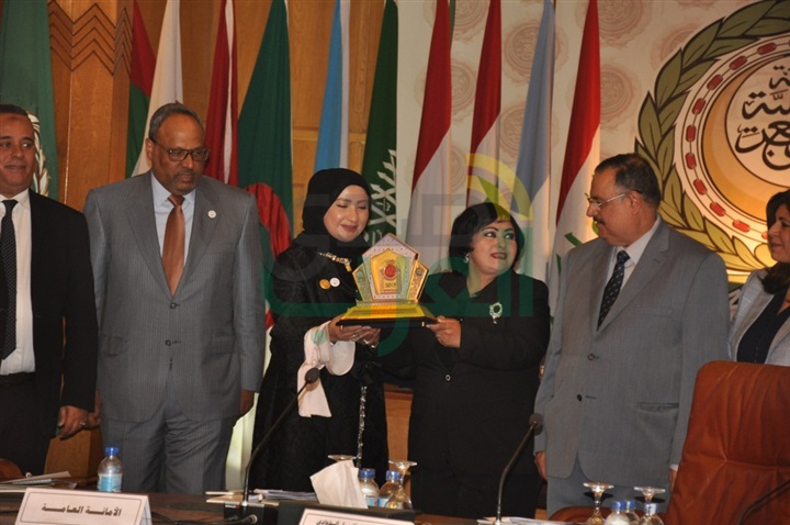 الجامعه العربيه تحتضن جائزة مجلس الشباب العربي