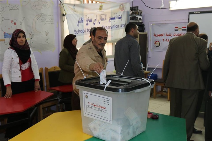 بالفيديو والصور.. محافظ كفرالشيخ يتفقد لجان الحامول