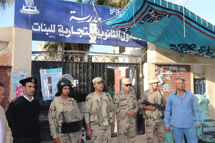 بالفيديو والصور.. محافظ كفرالشيخ يتفقد لجان الحامول