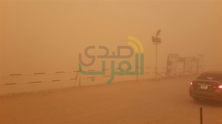 بالفيديو والصور.. توقف عملية التصويت فى محافظات المنيا وأسيوط والوادى الجديد بسبب العواصف الترابية
