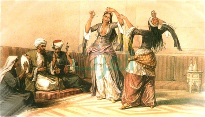 دراسة تبرز ذوق المرأة المصرية فى اختيار ملابسها زهاء خلال 4 قرون دراسة تبرز ذوق المرأة المصرية فى اختيار ملابسها زهاء خلال 4 قرون