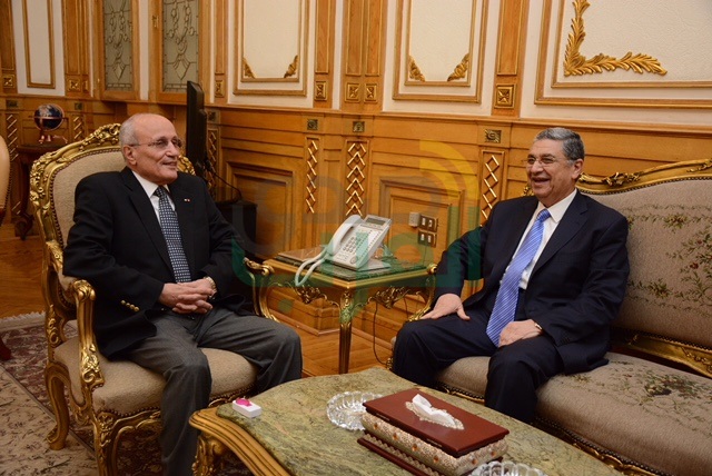 "العصار" و"شاكر" يشهدان توقيع بروتوكول لصيانة ورفع كفاءة محطات توليد الكهرباء فى مصر