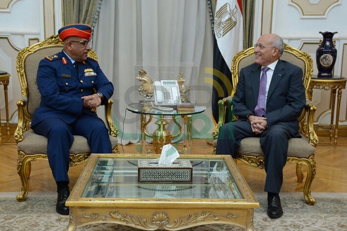 "العصار" يستقبل وفد إماراتي لبحث التعاون فى الصناعات الدفاعية والمدنية