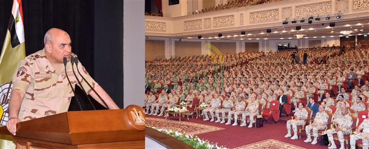  وزير الدفاع والإنتاج الحربي يلتقي الدارسين بالمعاهد التعليمية عبر شبكة الفيديو كونفرانس