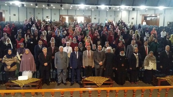 رئيس جامعه دمنهور يفتتح المؤتمر العلمي الدولي الثاني لكلية رياض الأطفال رئيس جامعه دمنهور يفتتح المؤتمر العلمي الدولي الثاني لكلية رياض الأطفال
