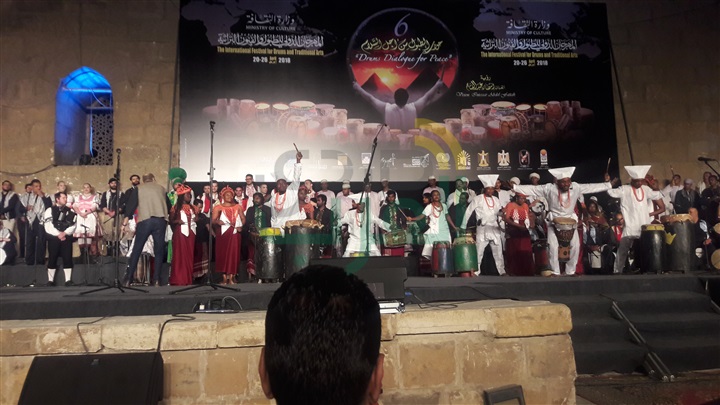 رقص وزغاريد على أنغام دقات الطبول فى افتتاح المهرجان الدولى للطبول والفنون التراثية فى دورته السادسة