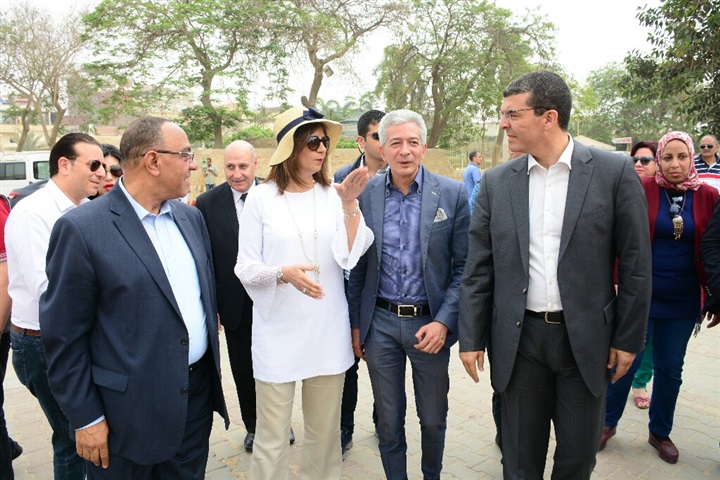 بالصور.. وفد قبرصي يوناني من الأهرامات: "تحيا مصر" بالصور.. وفد قبرصي يوناني من الأهرامات: "تحيا مصر"