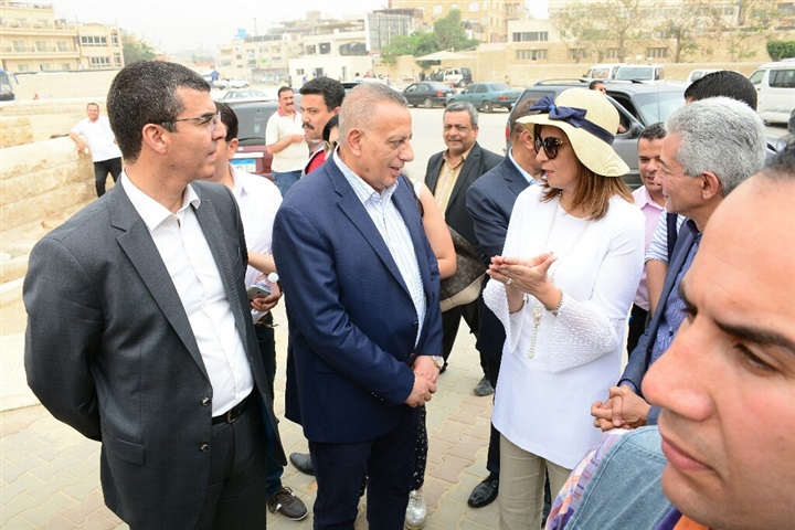 بالصور.. وفد قبرصي يوناني من الأهرامات: "تحيا مصر" بالصور.. وفد قبرصي يوناني من الأهرامات: "تحيا مصر"