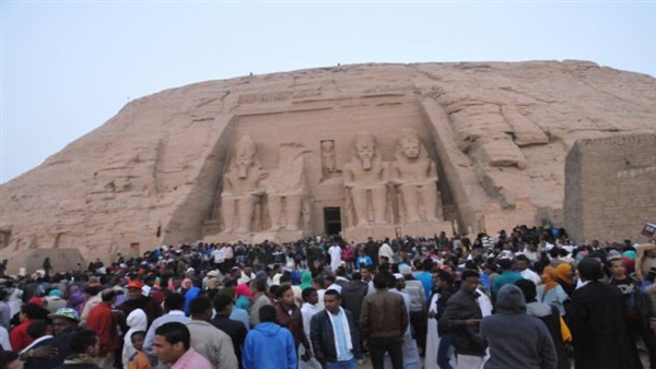 تعامد الشمس بأسوان