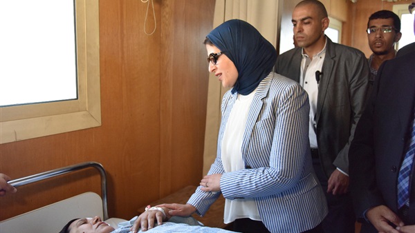 وزيرة الصحة تتفقد