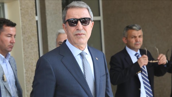 وزير الدفاع التركي