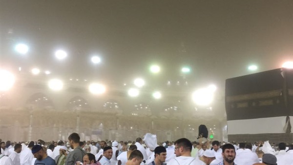 أمطار رعدية على محيط