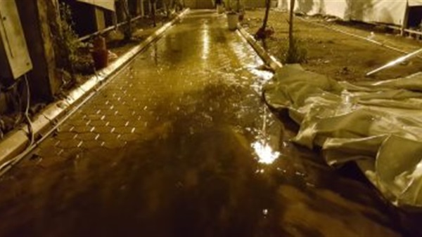 أمطار رعدية على محيط