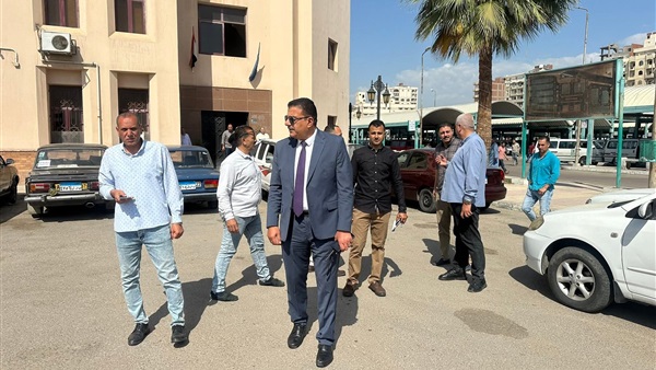 محافظ البحيرة