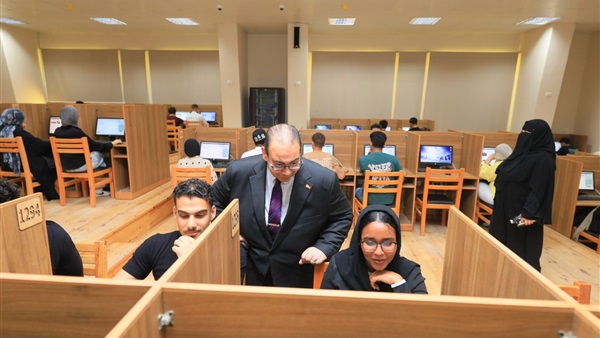 رئيس جامعة كفر الشيخ