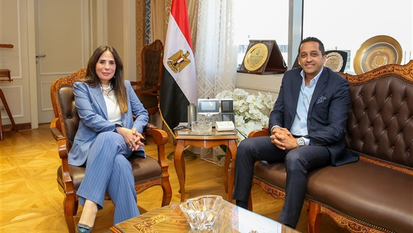 وزيرة الإسكان