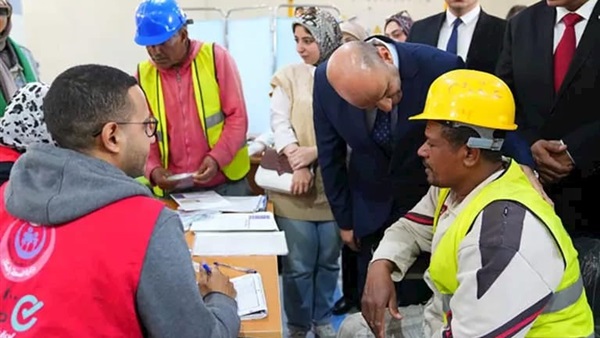 وزير العمل 