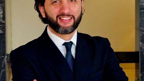 أحمد ممدوح 
