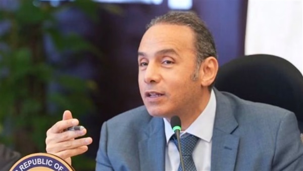  الدكتور إسلام عزام