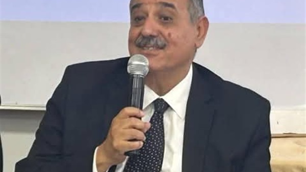 الدكتور زين السادات