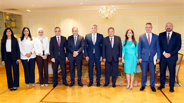 محافظ سلطة النقد