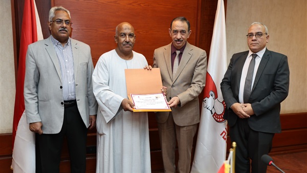 محافظ سوهاج